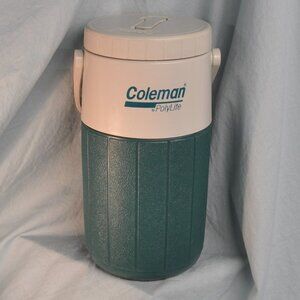 Coleman 5590 Polylite water jug green putty 2 liter 1/2 gal (35gw)